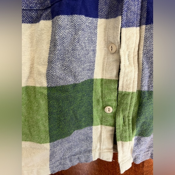 BDG Urban Outfitters purple and green plaid thick oversized flannel - Picture 3 of 6
